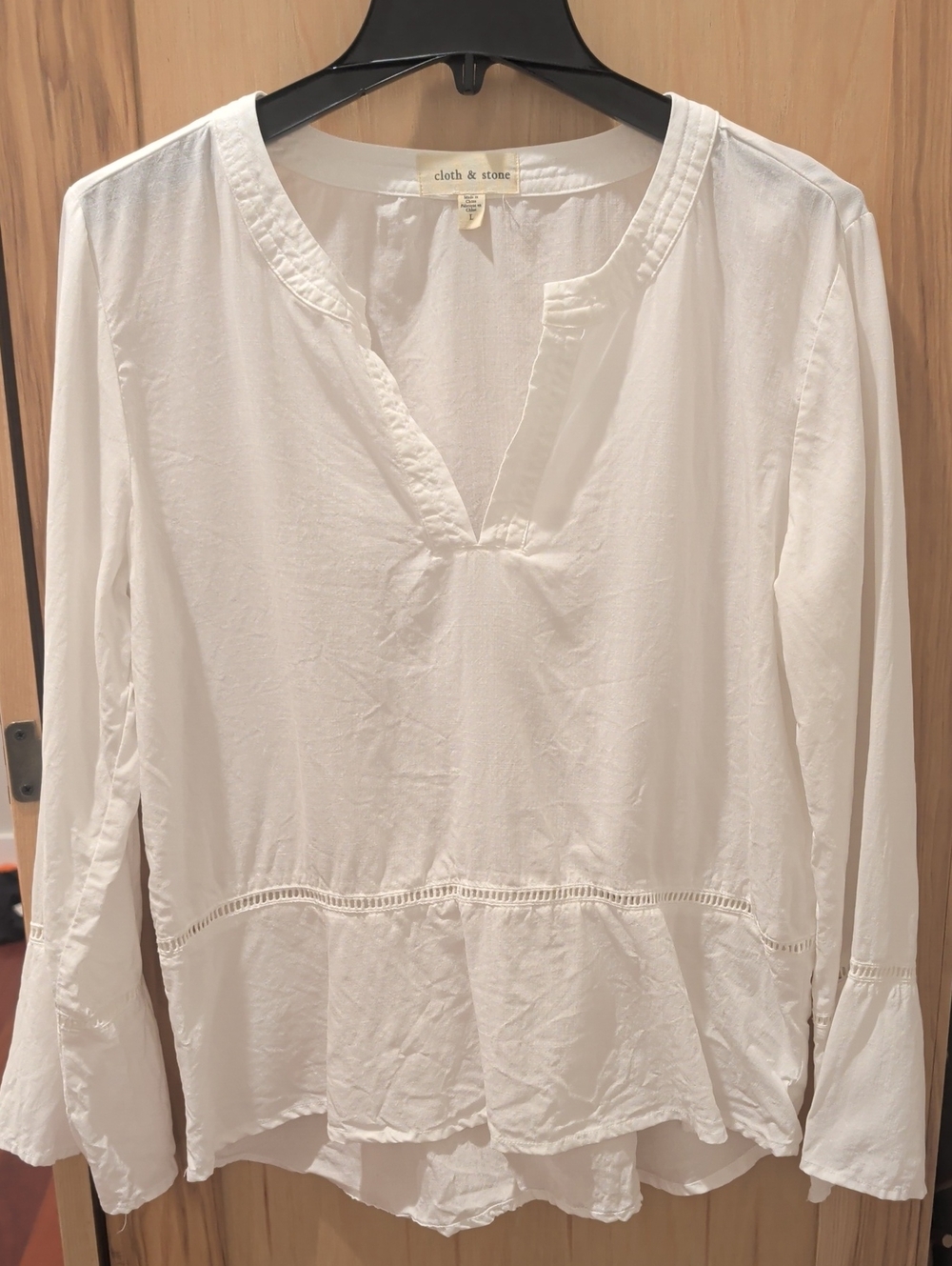 cloth & stone White V-Neck Peasant Tunic With Bell Sleeves Boho Coastal Beach